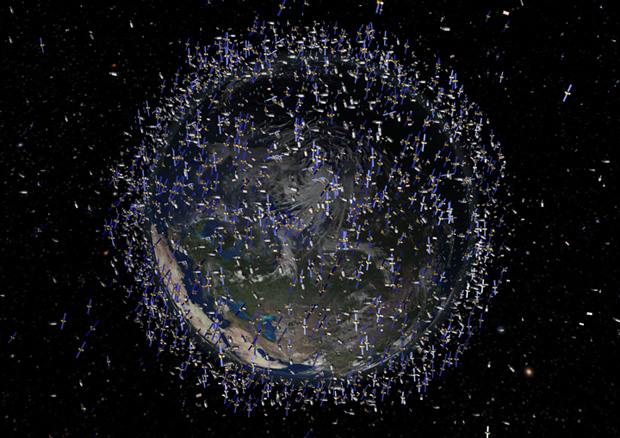 2013march9_spacejunk_article